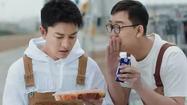 认养一头牛品牌大使贾乃亮