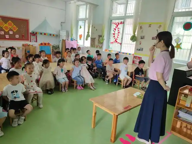 博才幼儿园中科院课程快乐玩科学——芽芽三班科学小实验 《马儿快