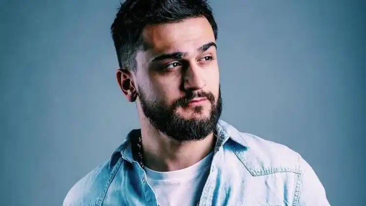 【老杨mv】俄罗斯男歌手jony