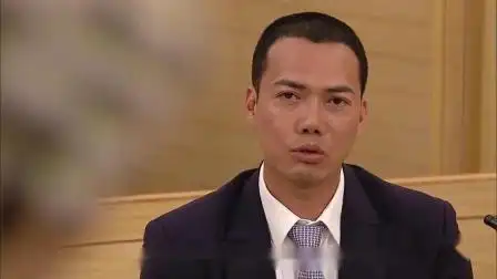 潜行狙击:梁笑棠在法庭指证辣姜,可惜他的对手是律师姚可可