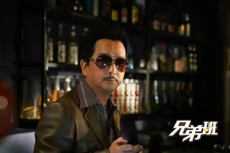 兄弟班曝新剧照任达华惠英红等戏骨齐聚