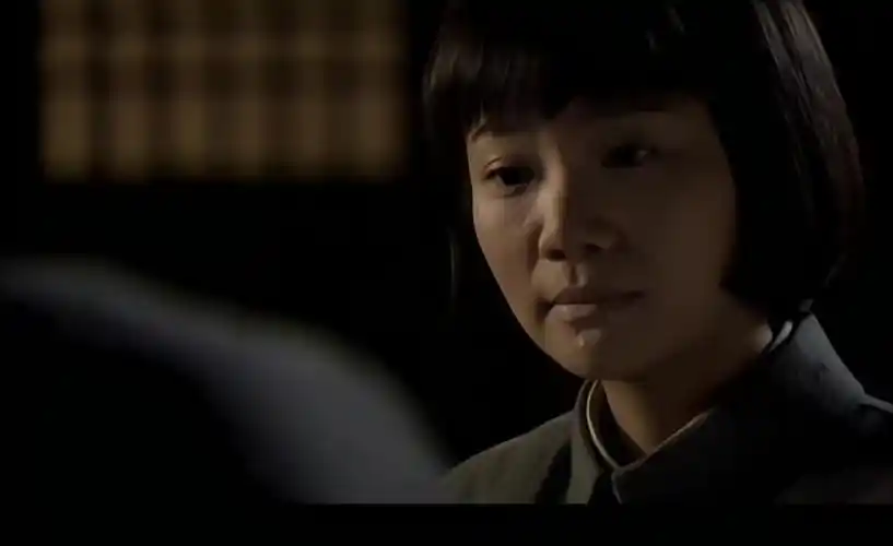 雪豹小雨问徐虎萧雅的事可徐虎不好说只好去问卫国