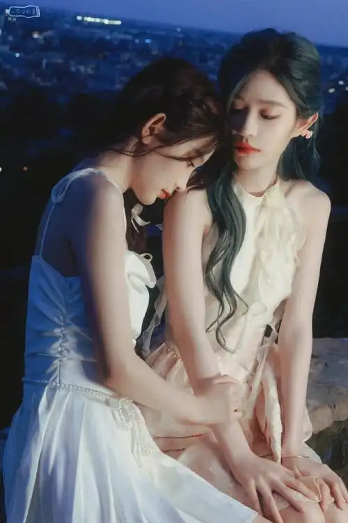 周诗雨王奕失忆mv##snh48年度金曲大赏