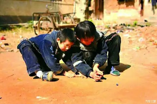 【young回童年】致80后渐渐消失的青春,童年的回忆!