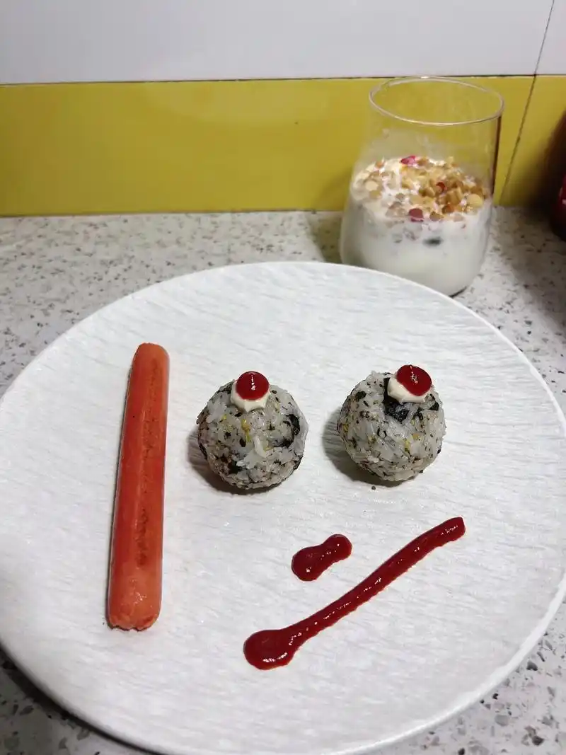 他今天期中考试 你们看到这个一百分早餐是不是觉得我是在给他压力?