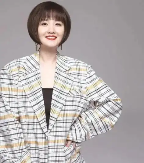 蒋小涵:嫁圈外老铁,饭也不用她做,大龄生子也幸福