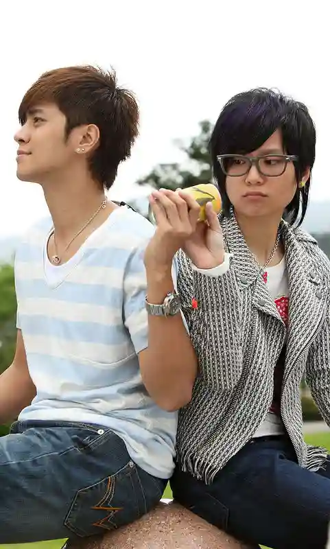 周笔畅《这句话》mv 师兄出演 补一新图