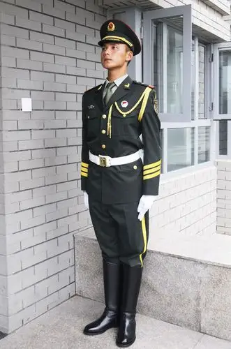 中国人民解放军三军仪仗队宿舍哨兵.