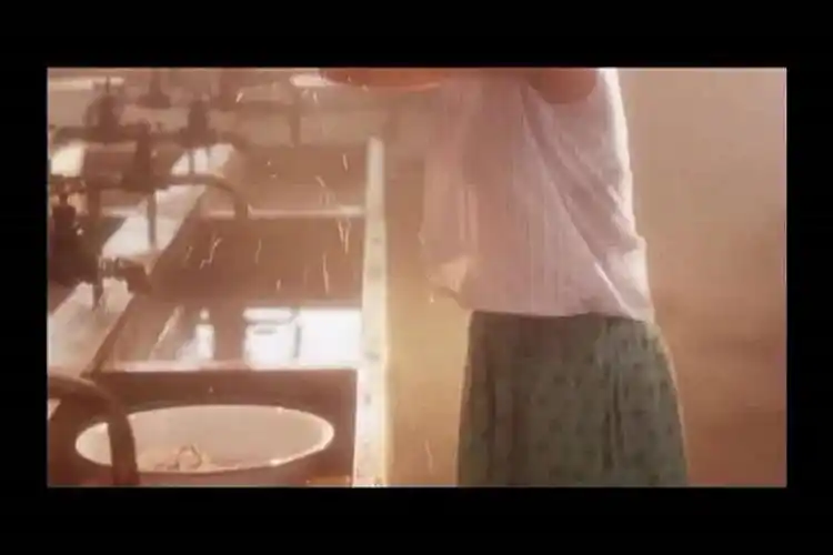 阳光灿烂的日子—宁静洗头_哔哩哔哩 (゜-゜)つロ 干杯~-bilibili