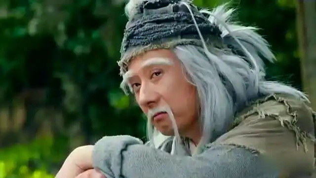 的东邪两厢对比,劣势很明显,况且丐帮事务繁杂,成员素质不高,洪七公把