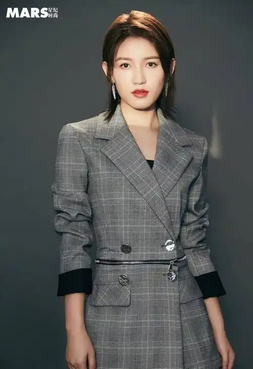 明星精美图片(920)——苏青