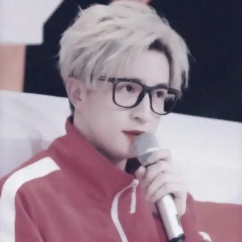 薛之谦qq头像超清超清好看的薛之谦帅气头像图片