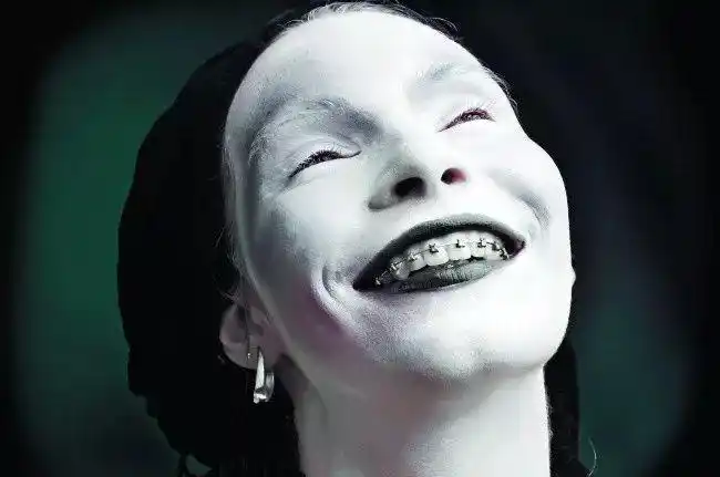 心理测试:选择一张很诡异的笑脸,测你对朋友毒心程度有多高