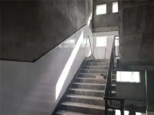 楼梯墙砖对缝斜形贴法是怎么样的