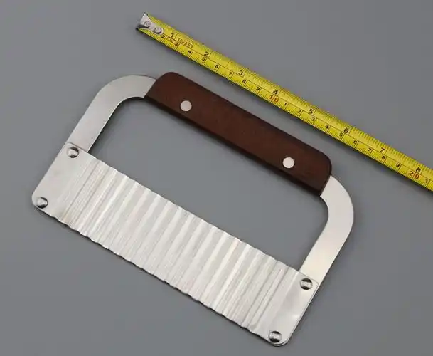 新品不锈钢土豆丝波浪刀 法式土豆切狼牙刀 多功能切菜厨房工具