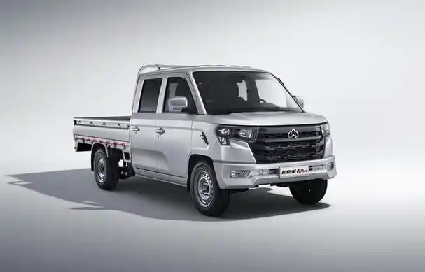 长安星卡plus双排尺寸(载人拉货两不误)1