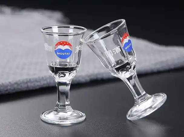 飞天茅台赠送的小酒杯有多少学问?
