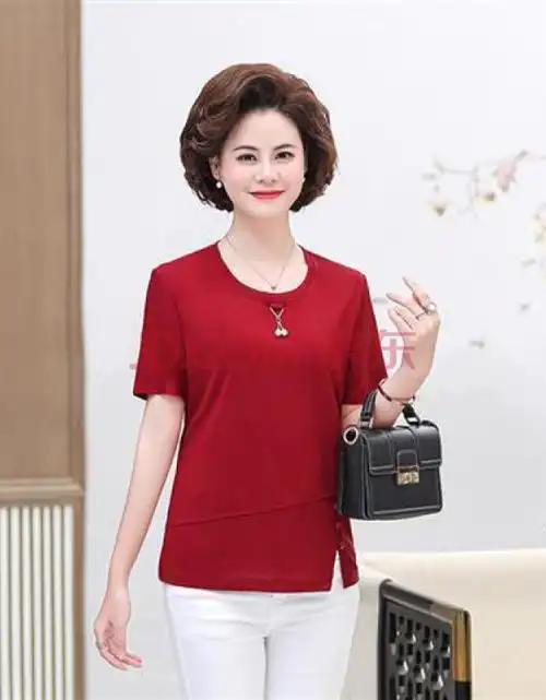 2020新款妈妈短袖t恤上衣中老年妇女夏装中年人短款全棉打底汗衫 红色