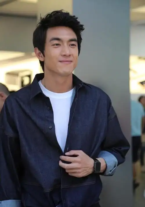 36岁的林更新终于在2024年4月打了一场漂亮的翻身仗