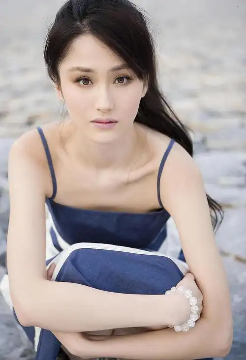 百张高清]尽展风情魅力女人