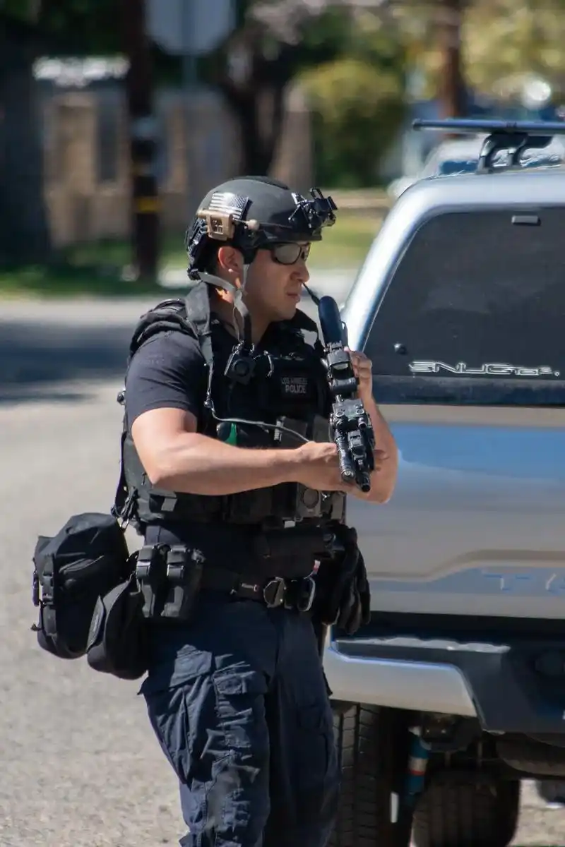 2021年2月24日洛城特警在雷塞达地区逮捕了一名枪手 照片 - 抖音