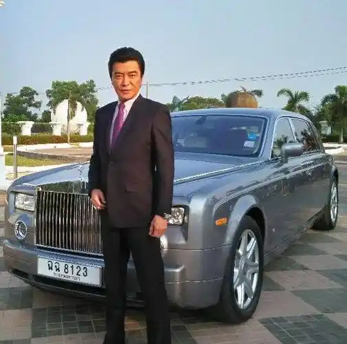 琼瑶小生,因爱狗如命和刘雪华分手,66岁成养狗大户_张佩华_事业_感情