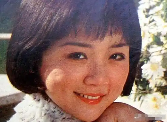 回顾任冶湘息影32年,罕见照片曝光,昔日清纯美女像换了个人?