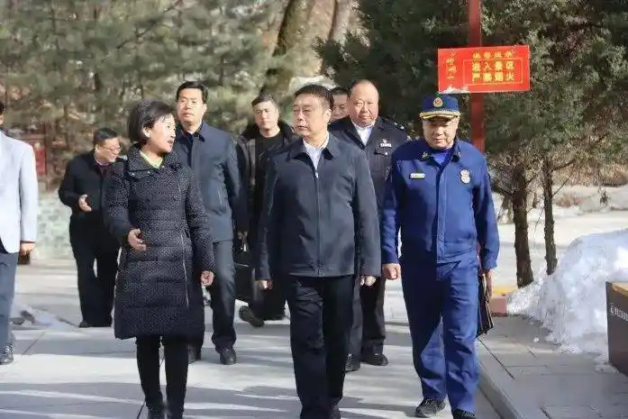 平凉市副市长寇正德带队检查指导崆峒山旅游景区消防安全工作