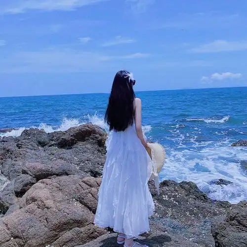 女生头像海边女头三色堇儿/禁盗