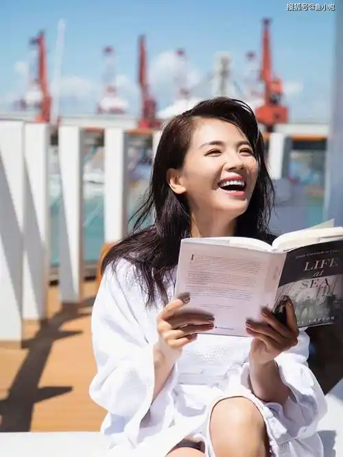 刘涛:刘德华没有大明星的架子,对待每一个人都非常友善_表演_演技