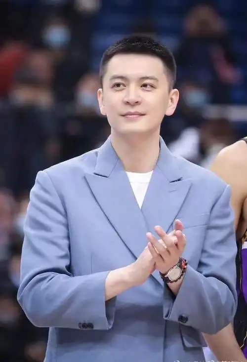 cba第一帅杨鸣他的帅当今娱乐圈无人可以复制