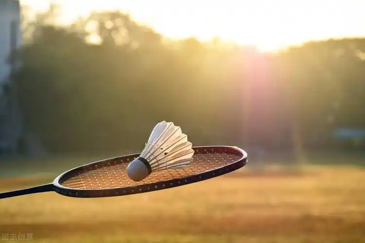 打羽毛球能减肥吗科学锻炼羽毛球