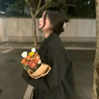 高清2021女生头像干净气质图片