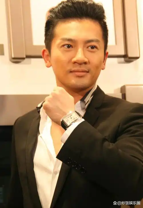 50岁巨星苏有朋遭金融诈骗!损失金额巨大,李登辉家人损失1.24亿