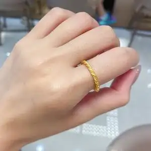5g黄金戒指女士素圈麻花999足金闭口扭曲指环2021年新款网红时尚