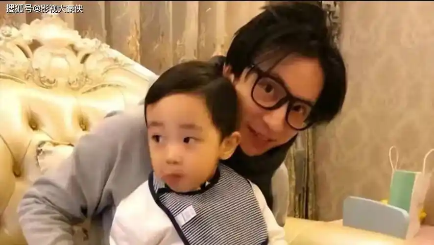 薛之谦竟有了儿子?乳名叫小雪糕如今五岁,网友:找人代孕的?