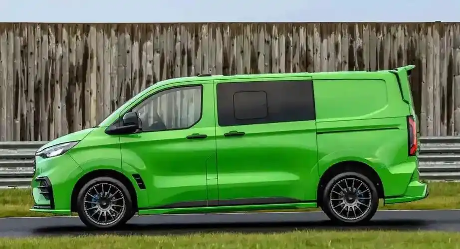 谁说厢货不能运动?福特全顺ms-rt运动版发布