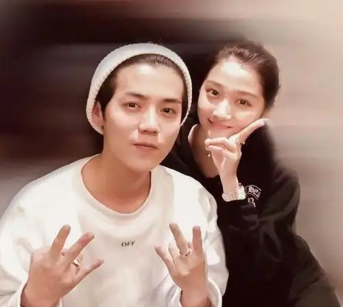 华晨宇承认已做爹为爱放弃流量他会成为第二个鹿晗么