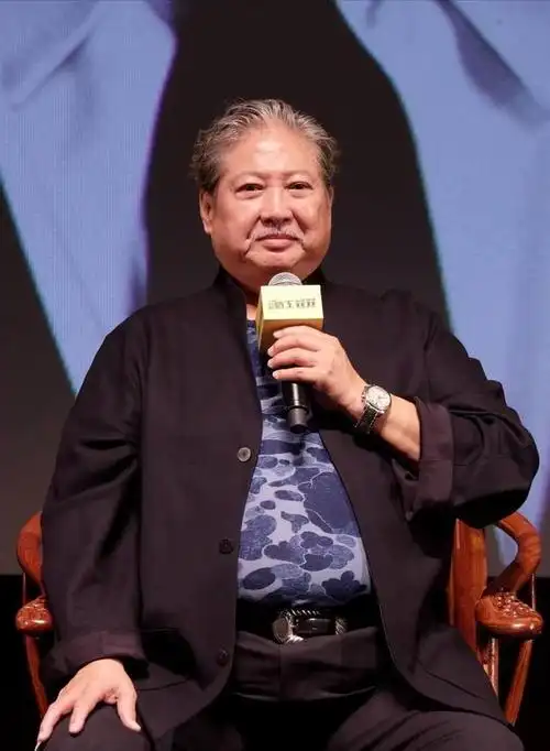 60岁李连杰像80岁老爷爷,功夫皇帝身体早衰,是习武透支生命?