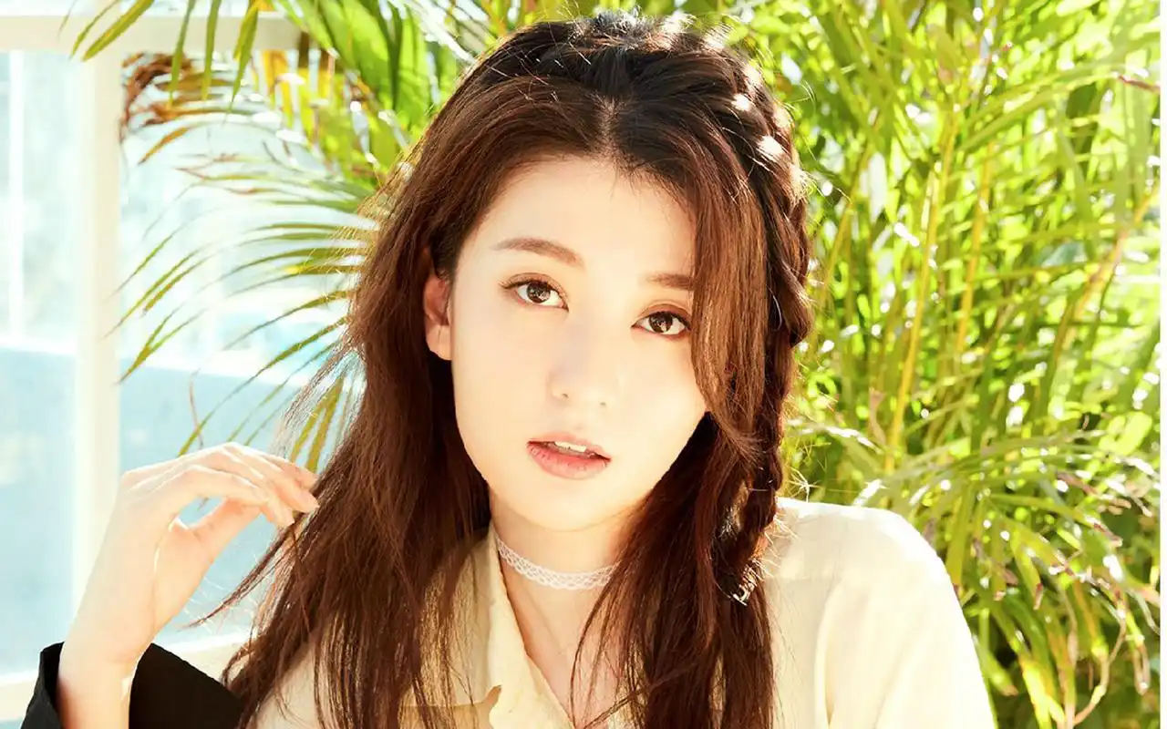 乔欣图片壁纸_乔欣高清桌面壁纸_美桌网