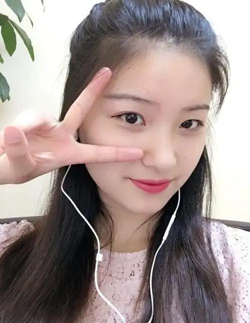 抖音葛漂亮生活照写真葛漂亮从小丑到大微博照片图片