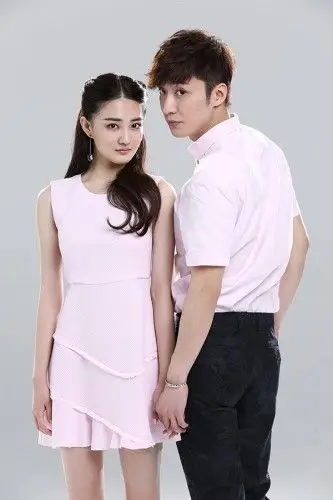 相爱吧曝甜蜜海报徐璐乔任梁暧昧升级