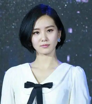刘诗诗短发烫的什么卷 刘诗诗中短发型图片