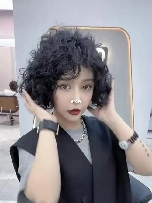 法式烫发蛋卷头  #羊毛卷   满头卷风格