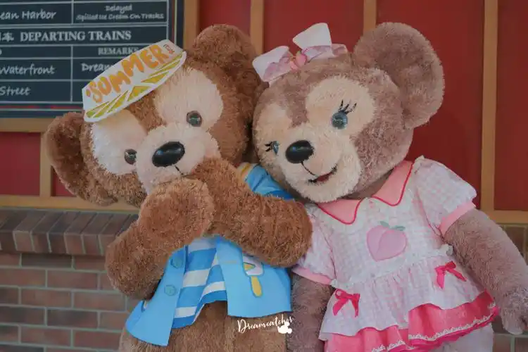 迪士尼 雪莉玫 shelliemay 达菲熊 duffy