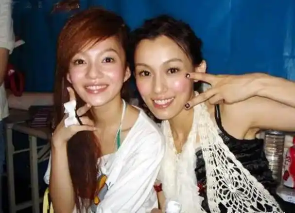 种种事件让张韶涵忍无可忍,直接下场"开撕"怒嘲范玮琪不说真话.