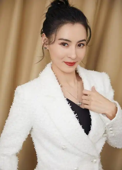 张柏芝一组清新美图网友张柏芝的颜值属于顶尖级别的存在