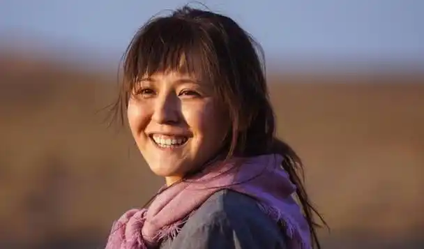 热依扎发文谈《山海情》角色,观众:恭喜又一个代表作,坐等拿奖|演员|