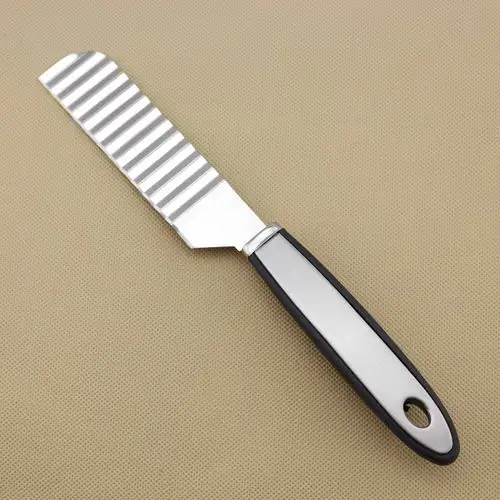 厂家直销跑江湖地摊日用产品不锈钢波浪刀波纹刀