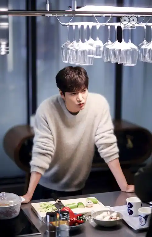 蓝色大海的传说 李敏镐